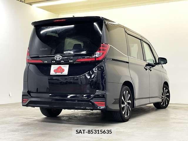 Toyota NOAH 2023-09 6752652-2