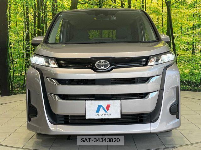 Toyota NOAH 2023-06 6752654-13