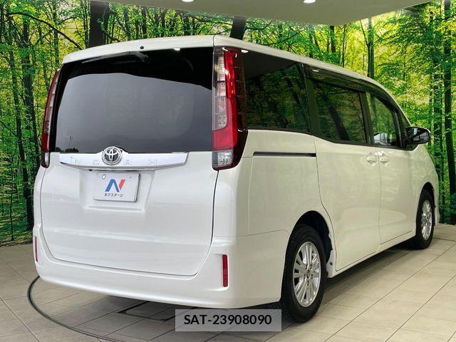Toyota NOAH 2016-03 6752664-16