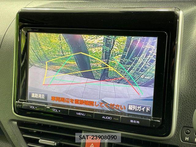 Toyota NOAH 2016-03 6752664-3