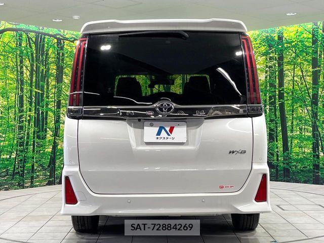 Toyota NOAH 2021-05 6752661-15