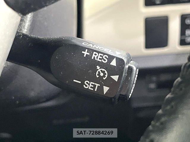 Toyota NOAH 2021-05 6752661-6