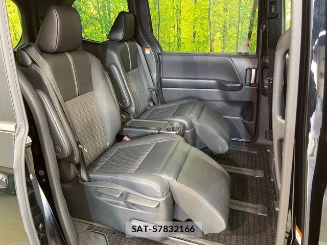 Toyota NOAH 2023-08 6816244-9