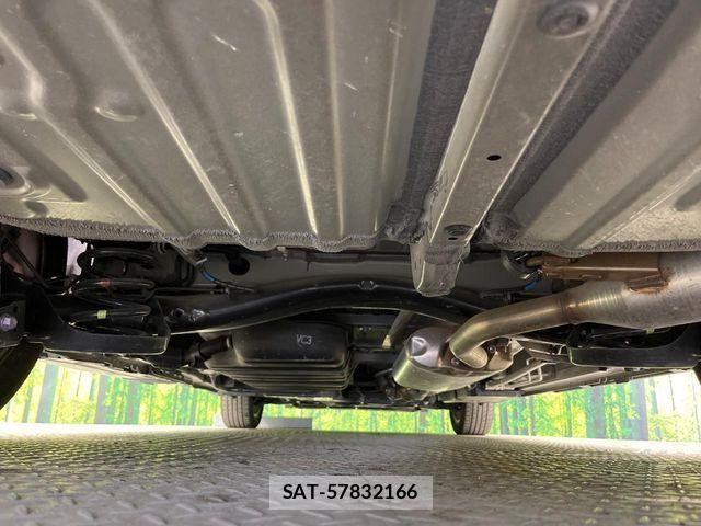 Toyota NOAH 2023-08 6816244-18