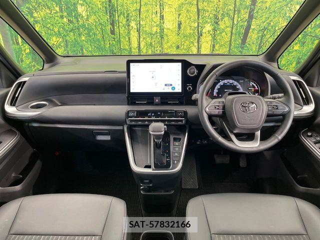 Toyota NOAH 2023-08 6816244-1