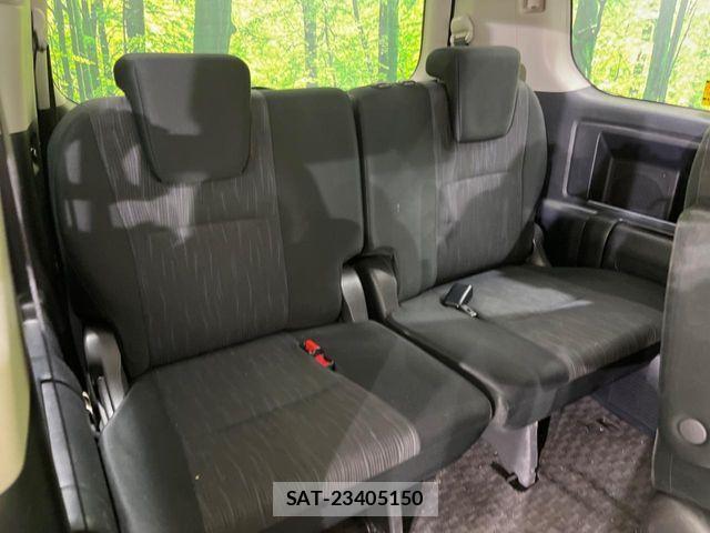 Toyota NOAH 2013-06 6816253-15