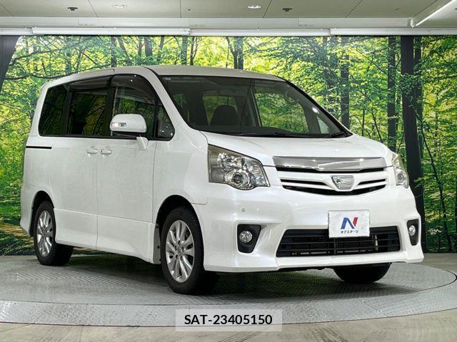 Toyota NOAH 2013-06 6816253-7