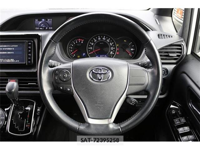 Toyota NOAH 2020-06 6816249-7
