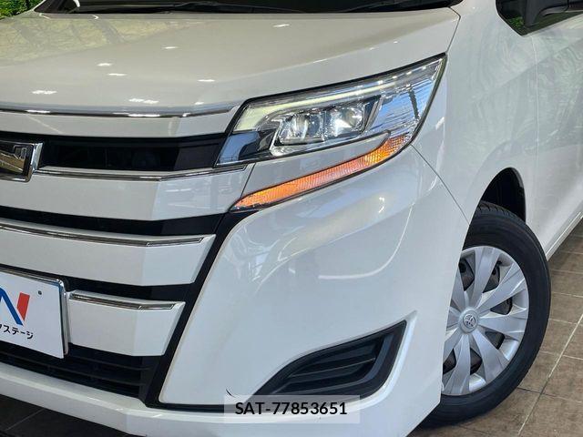 Toyota NOAH 2018-01 6816247-12