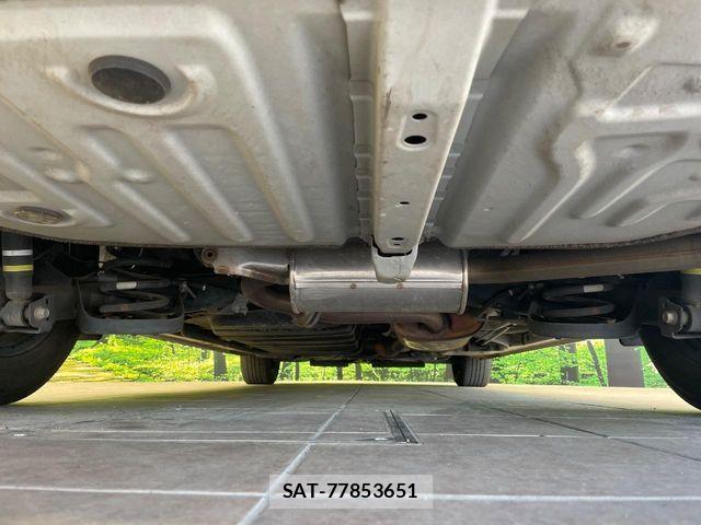 Toyota NOAH 2018-01 6816247-18