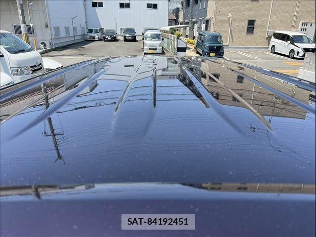 Toyota NOAH 2017-08 6910303-10