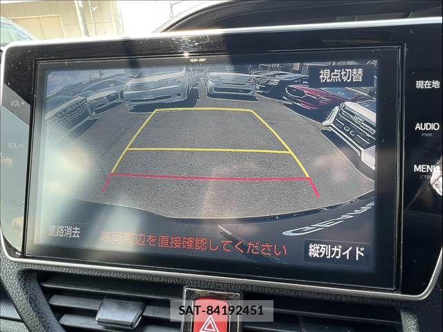 Toyota NOAH 2017-08 6910303-20