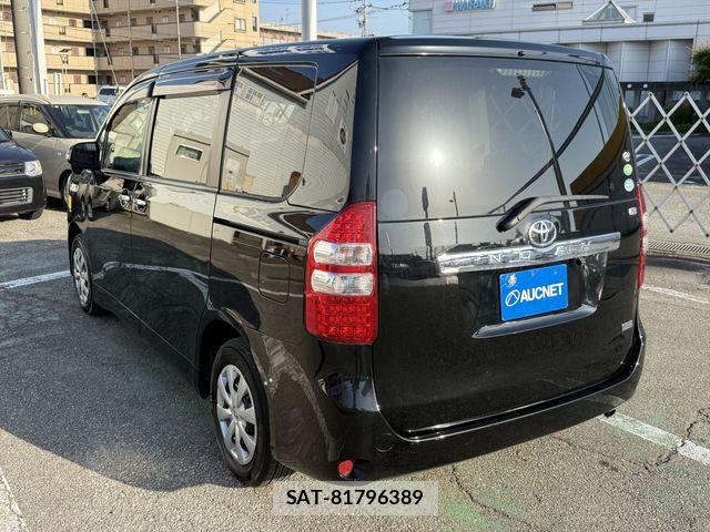 Toyota NOAH 2013-02 6910314-6