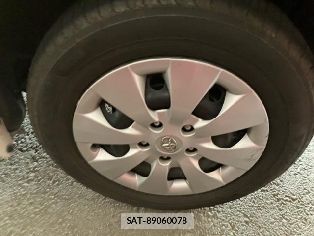 Toyota NOAH 2011-07 6910313-8