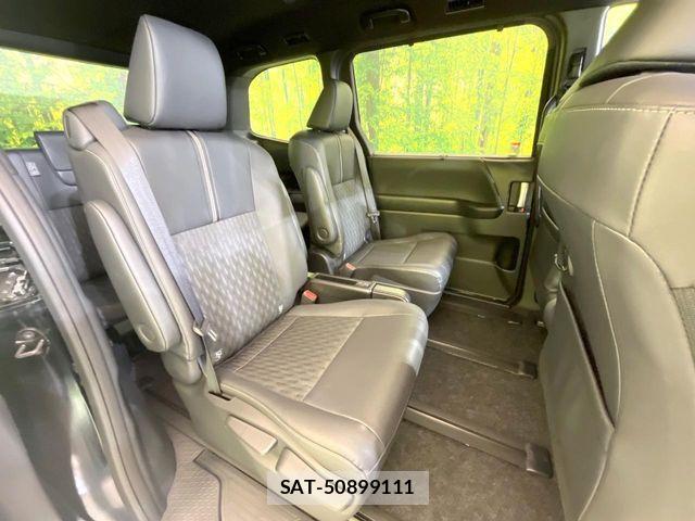 Toyota NOAH 2025-03 6910274-8