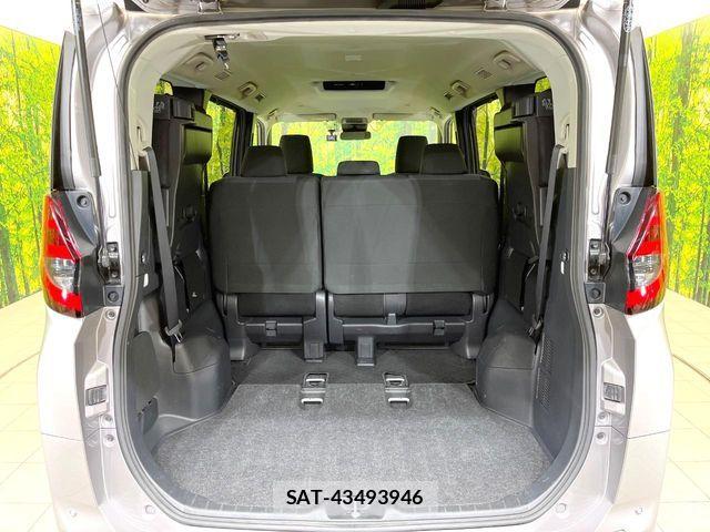 Toyota NOAH 2023-06 6910290-10