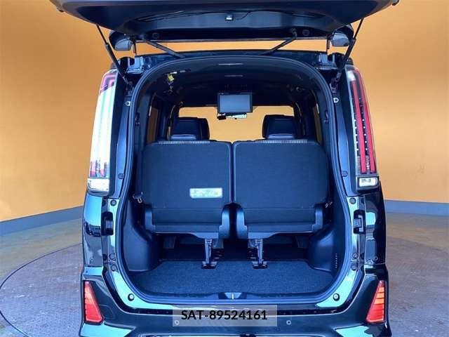 Toyota NOAH 2019-01 6910281-13