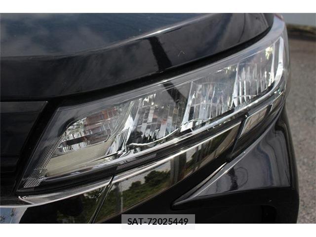 Toyota NOAH 2022-10 6910288-14