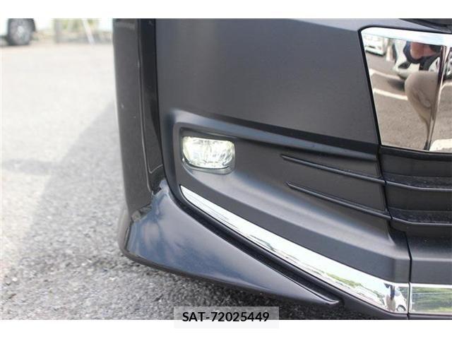 Toyota NOAH 2022-10 6910288-17