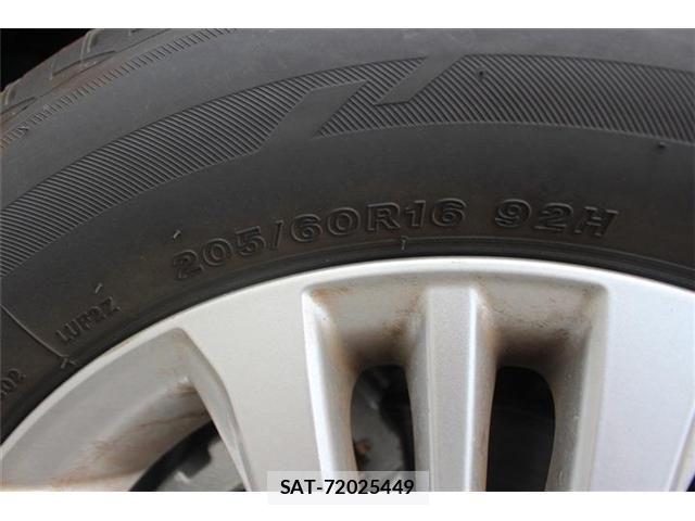 Toyota NOAH 2022-10 6910288-26