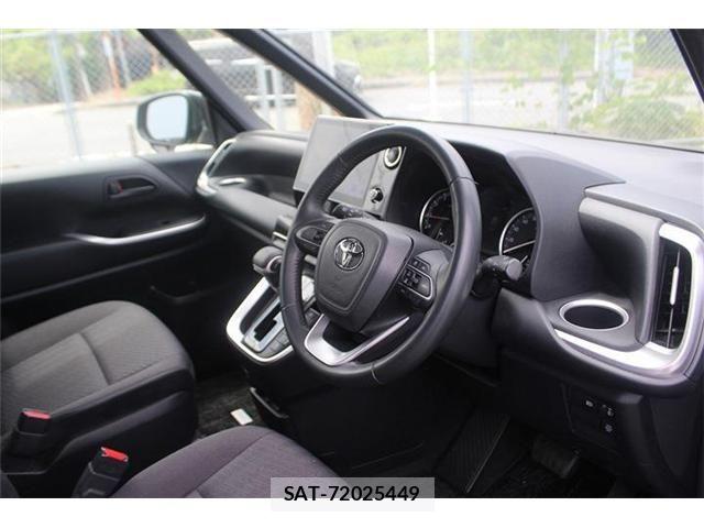 Toyota NOAH 2022-10 6910288-28