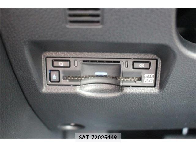 Toyota NOAH 2022-10 6910288-3