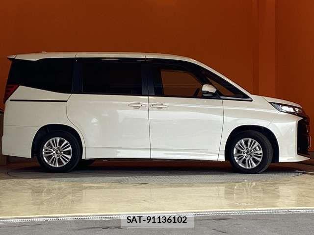Toyota NOAH 2025-01 6910278-12