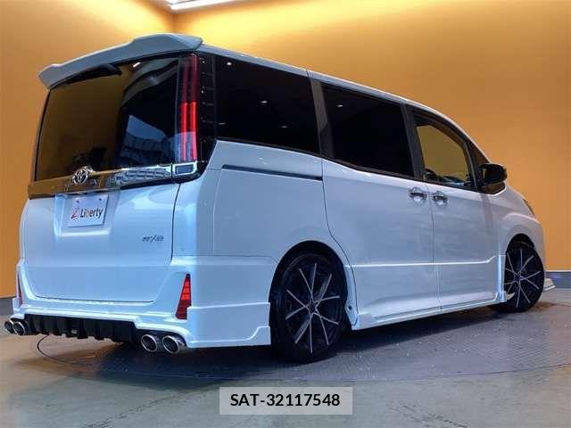Toyota NOAH 2021-01 6910283-10