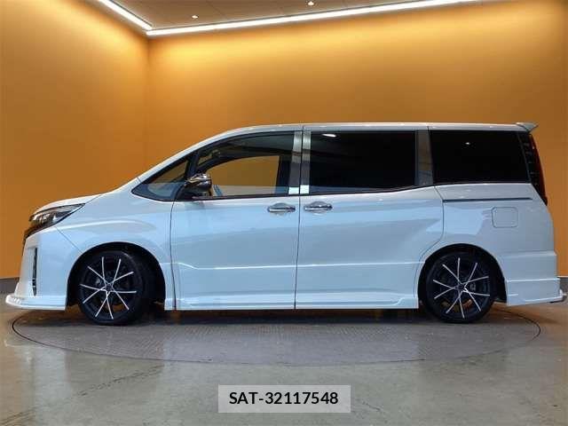 Toyota NOAH 2021-01 6910283-13