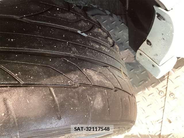 Toyota NOAH 2021-01 6910283-15