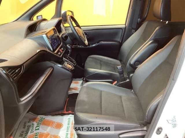 Toyota NOAH 2021-01 6910283-16