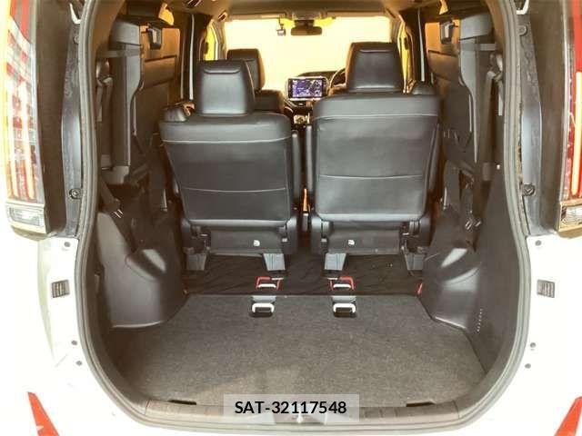 Toyota NOAH 2021-01 6910283-18