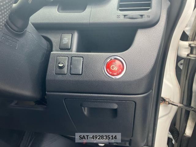 Toyota NOAH 2013-11 6910312-15