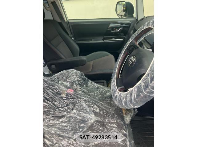 Toyota NOAH 2013-11 6910312-20