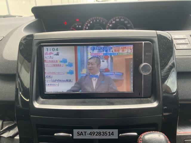 Toyota NOAH 2013-11 6910312-23