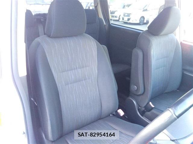 Toyota NOAH 2012-05 6910306-14