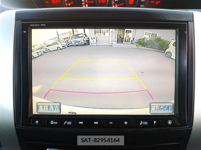 Toyota NOAH 2012-05 6910306-8