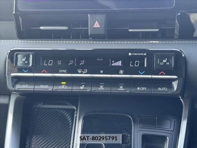Toyota NOAH 2023-05 6910277-3