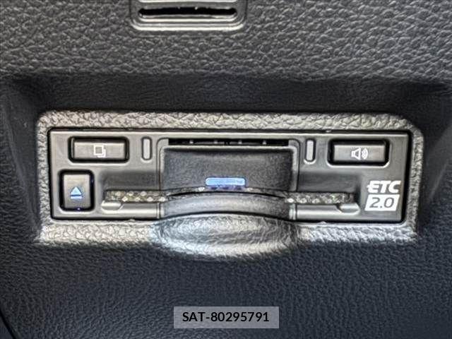 Toyota NOAH 2023-05 6910277-4