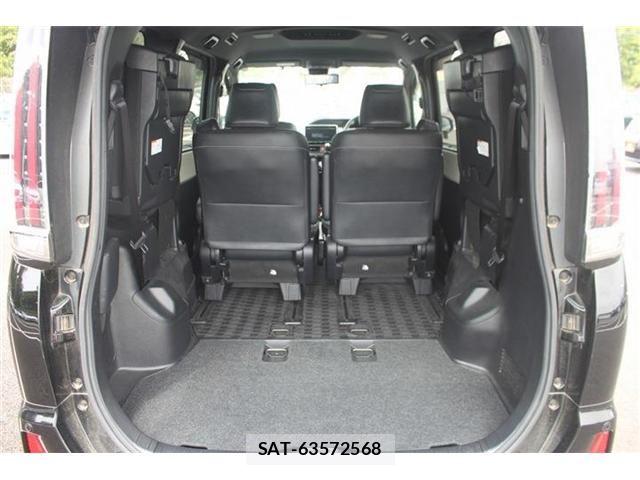 Toyota NOAH 2018-03 6910295-17