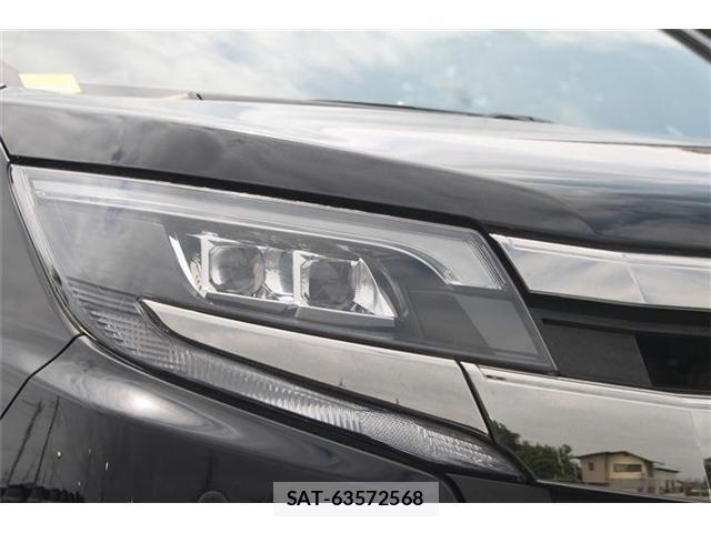 Toyota NOAH 2018-03 6910295-22