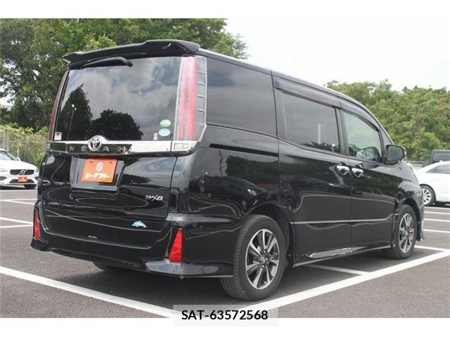 Toyota NOAH 2018-03 6910295-27