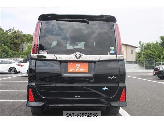 Toyota NOAH 2018-03 6910295-8