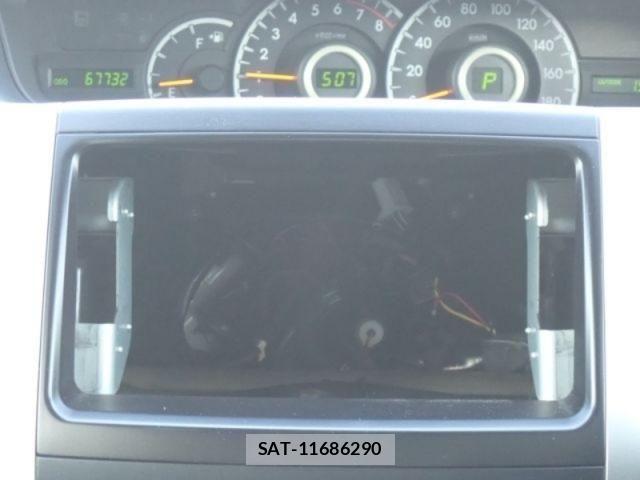 Toyota NOAH 2012-02 6910315-19