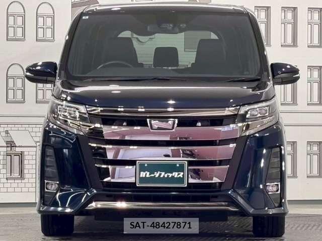 Toyota NOAH 2018-02 6910294-16