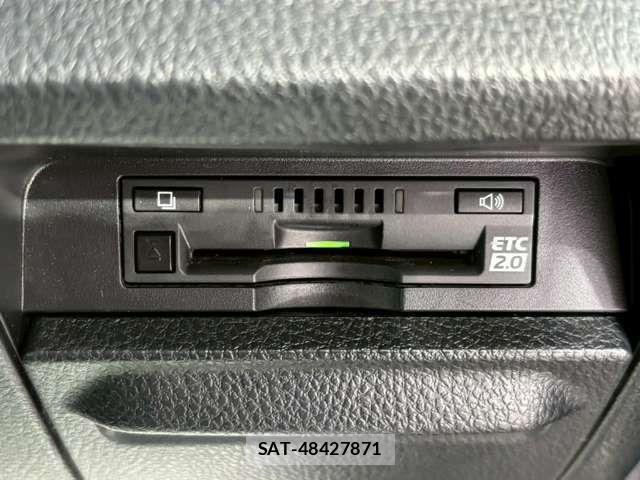 Toyota NOAH 2018-02 6910294-4