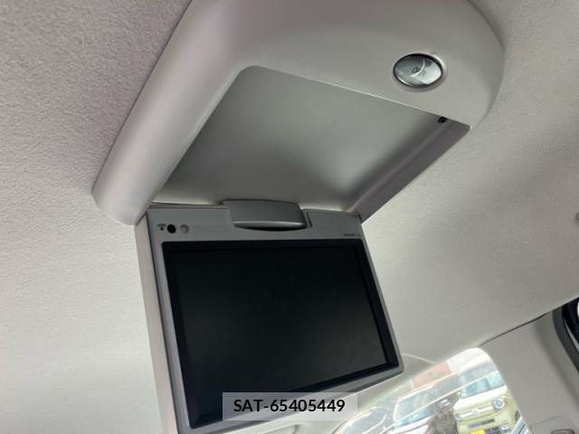 Toyota NOAH 2009-10 6910326-14