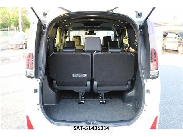 Toyota NOAH 2020-11 6910298-18