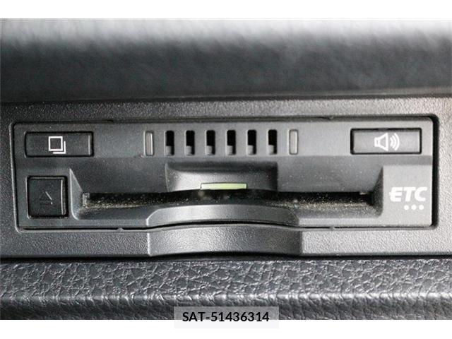 Toyota NOAH 2020-11 6910298-6