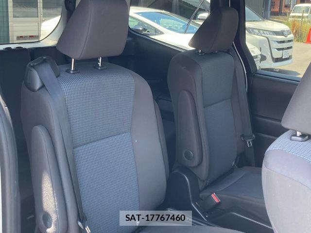 Toyota NOAH 2022-10 6910299-14